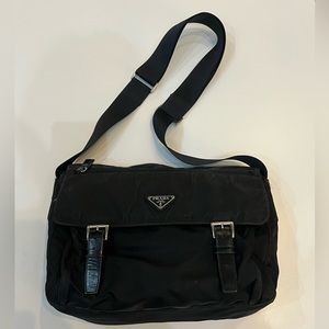Prada vintage tessuto nylon crossbody messenger bag